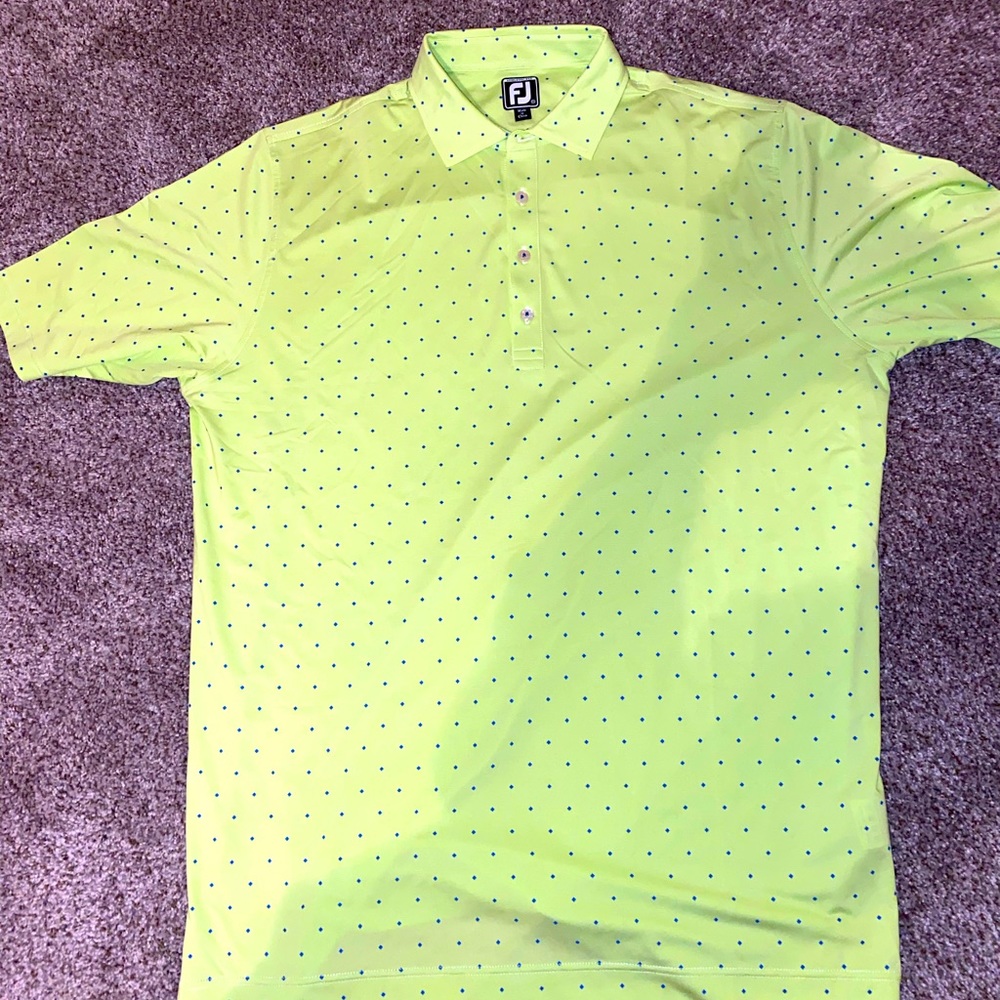 Green Golf Tee!